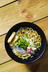 White udon noodle 