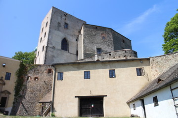 Fototapeta na wymiar Facade of Buchlov castle, Czech republic