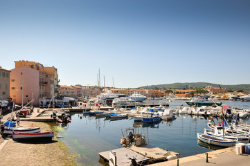 Fototapeta na wymiar saint tropez harbour