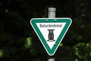 Schild Naturdenkmal