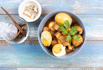 sweet brown Stewed pork gravy in bowl