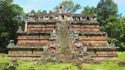 Naklejka premium historical ruins of Angkor Khmer Empire, Siem Reap, Cambodia