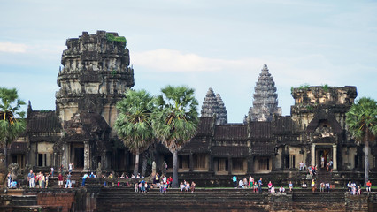 Obraz premium Angkor Wat, historical ruins of Angkor Khmer Empire, Siem Reap, Cambodia