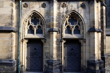 Fototapeta na wymiar Two church doors