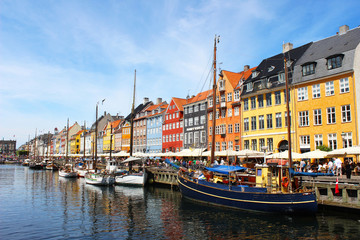 Fototapeta na wymiar Nyhavn w Kopenhadze 