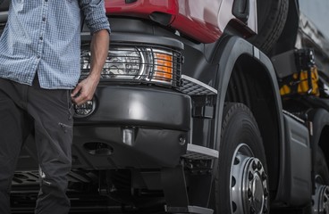 Contractor Semi Truck Diver