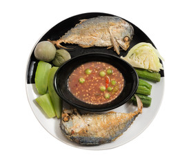 Fried Mackerel with Shrimp Paste Sauce (nam prik kapi pla too)