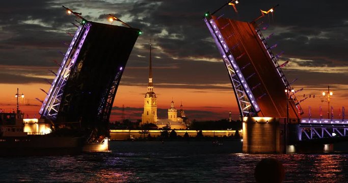 Divorced Palace Bridge. Saint Petersburg, Russia