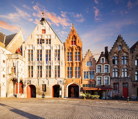 Obraz premium Traditional medieval architecture in the old town of Bruges (Brugge), Belgium