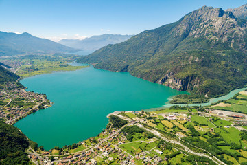 Lago di Novate Mezzola e Pian di Spagna (IT) - Vista aerea panoramica