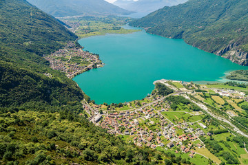 Fototapeta na wymiar Lago di Novate Mezzola e Pian di Spagna (IT) - Vista aerea panoramica 
