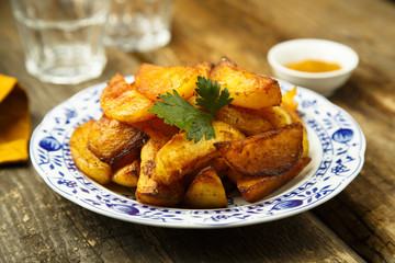 Baked potato wedges