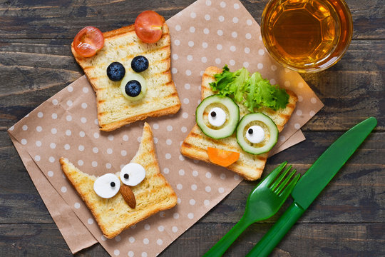 Baby Funny toast - breakfast for children.