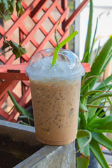 Cold brewed coffee tastes good in casual leisure time.