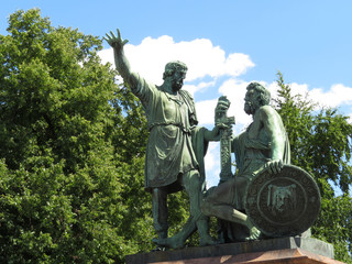Fototapeta na wymiar Monument to Minin and Pozharsky against cloudy blue sky in summer. Moscow Red square landmark