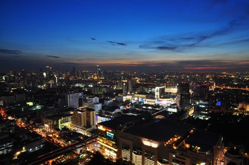 Fototapeta na wymiar Night view of city in Bangkok, Thailand
