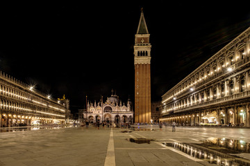 Fototapeta premium Venezia di notte