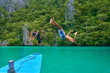 Boat jumping in Elnido Island hopping tour 