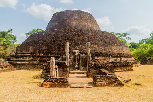 Pabula Vihara (Parakramabahu Vihara) in the ancient city Polonnaruwa, Sri Lanka