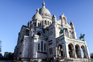Fototapeta na wymiar Basilique du sacré coeur - Paris 