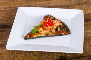 Pizza with prawns