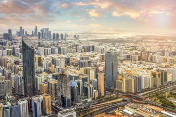 Gordijnen Uitzicht op de stad Abu Dhabi, Verenigde Arabische Emiraten © Mariana Ianovska