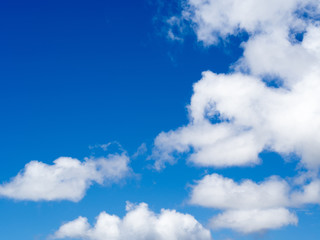 Obraz premium Blue sky with spectacular clouds