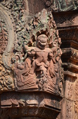 Banteay Srei angkor cambodia ancient sculpture relief