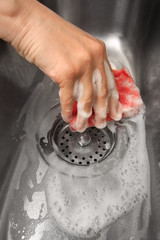 hand cleaning sink in the kitchen