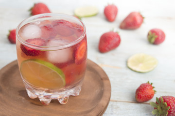 Fototapeta na wymiar Water with strawberry and lime