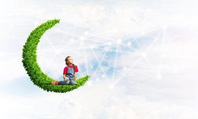 Idea of children Internet communication or online playing and parent control