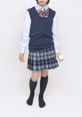 煙草を吸う女子高校生