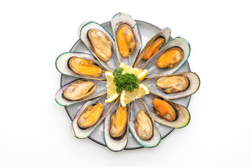 mussels with lemon and parsley