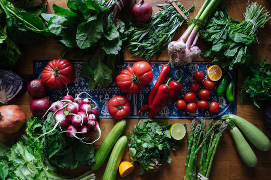 Fototapeta fresh vegetables on table