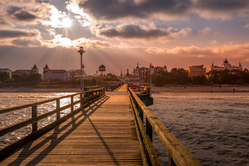 Seebrücke Abends an der Ostsee