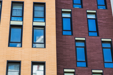 Obraz premium Fragment of one of the serial high-rise apartment building