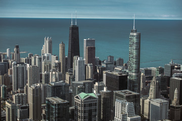 Fototapeta na wymiar Downtown Chicago Skyline With Lake Michigan On A Warm Summer Day