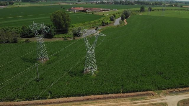High Voltage truss (rotation around)