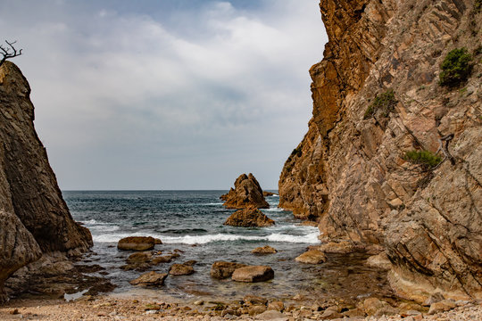 鳥取県岩美町　山陰ジオパークの千貫松島