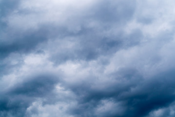 horizontal background of stormy sky and cloud cover