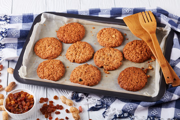 Oatmeal Cookies with raisins and peanuts