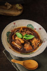 Chicken stew with ginger