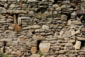 mur en pierre