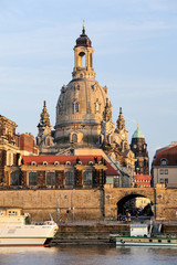 Frauenkirche, Brühlsche Terrasse am Elbufer, Dresden, Sachsen, Deutschland, Europa