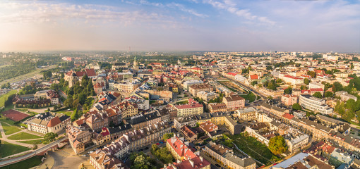 Lublin - panoram starego miasta z lotu ptaka. Turystyczna część miasta Lublin z widocznymi...