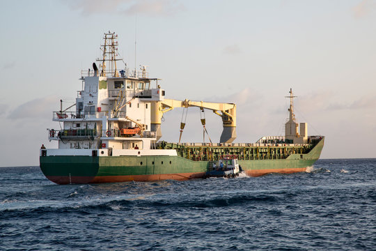 Transport-Schiff