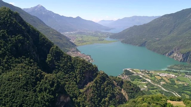 Aerial 4K - Lago di Novate Mezzola e Pian di Spagna (IT)