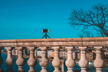 smartphone on tripod taking pictures of budapest and danube river