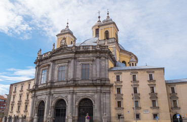 Fototapeta na wymiar San Francisco cathedral in Madrid