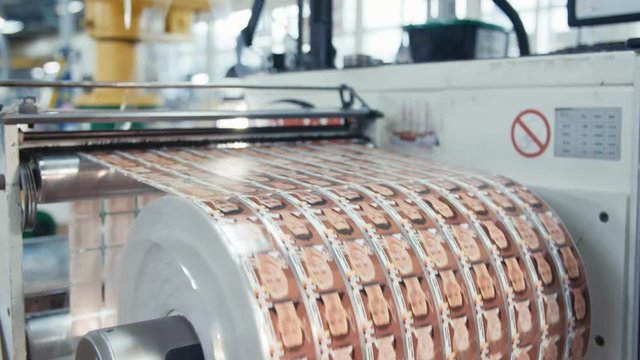 Printing press working at high speed in a large printing facility